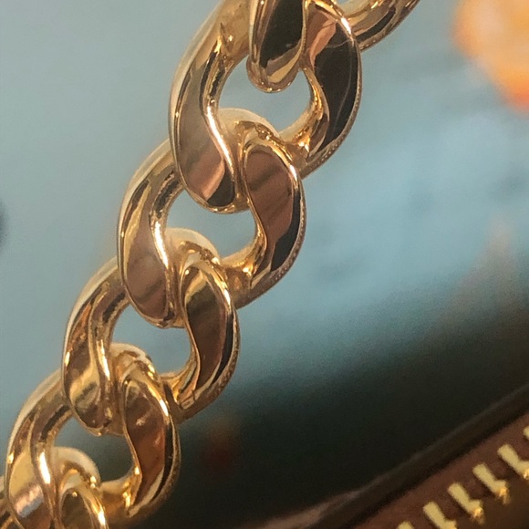 Michael Kors icon signature Jet Set Vanilla Crossbody NWT leather & brass, roomy - Picture 10 of 15